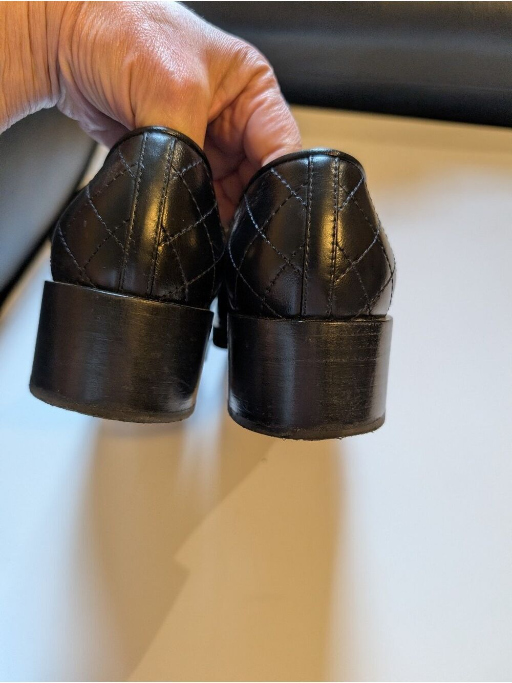 Chanel Quilted Lambskin Coin Loafers Size 39 In EUC - Picture 14 of 15